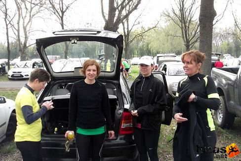 velence02.jpg 2012. április 15. Velencei tókör futás