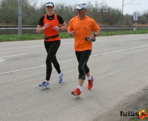 Ildi és Csaba Tóparti Futóparti futás