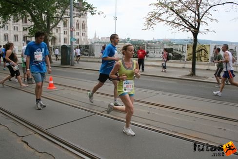 Judit KH maraton váltó futás