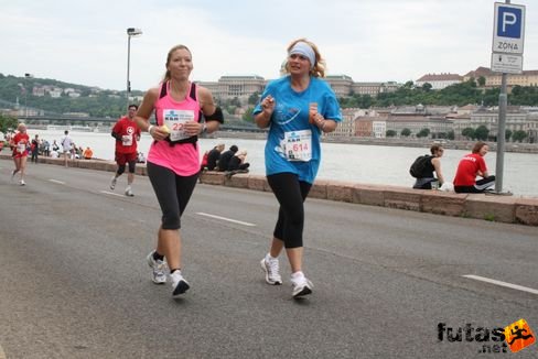 maratoni futók 778 KH maraton váltó futás