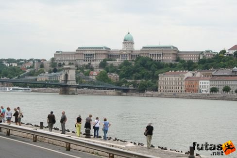 Budavári Palota és a Lánchíd KH maraton váltó futás