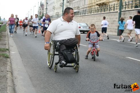 maratoni futók 866 KH maraton váltó futás