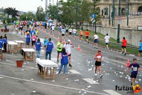 maratoni futók 893 KH maraton váltó futás