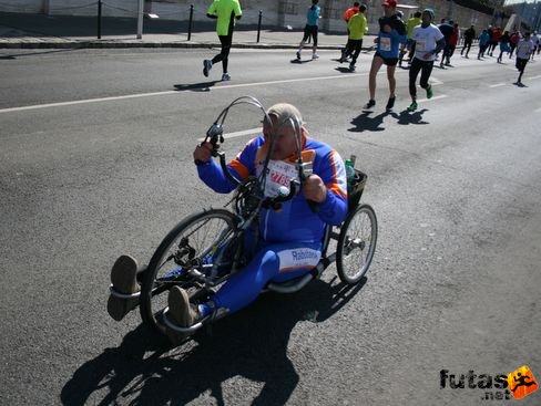 Katona Ottó Esztergomi Triatlon Vivicittá futás