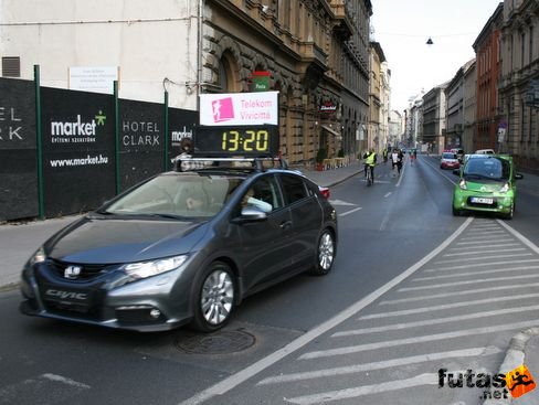 Telekom vivicittá időmérő autó Vivicittá futás