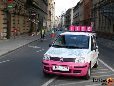 1422 1) Hívja a 1422-es telefonszámot Vivicittá futás