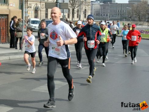 Hatos Csaba Győri FutOltók Győr Vivicittá futás