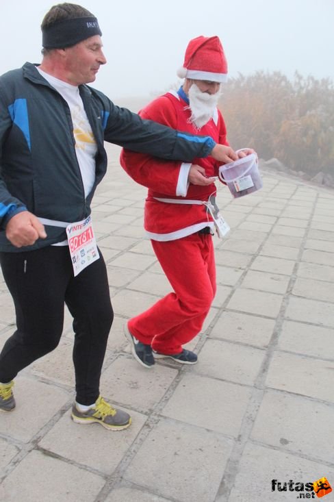 fut a Mikulás Balaton Marathon futás
