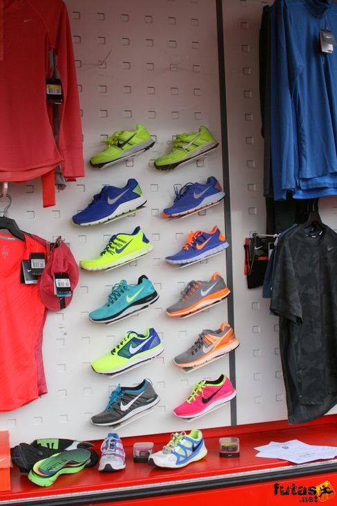 Nike futócipők Tóparti Futóparti 2013 futás