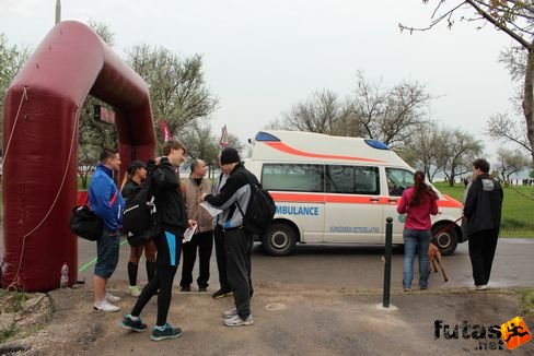 ambulance Tóparti Futóparti futás