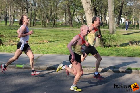 img_5106.jpg Budapest Half Marathon futás