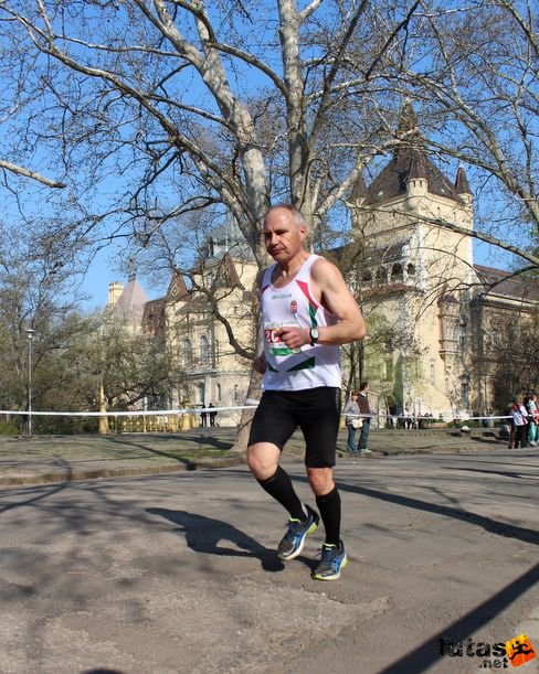 img_5171.jpg Budapest Half Marathon futás