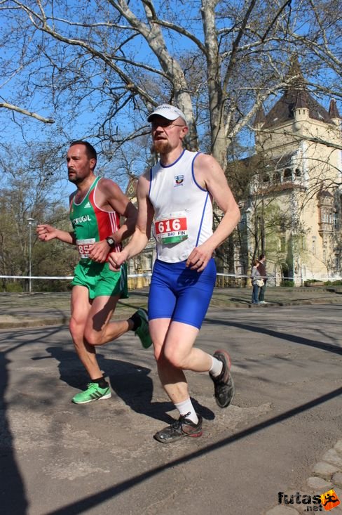 img_5198.jpg Budapest Half Marathon futás