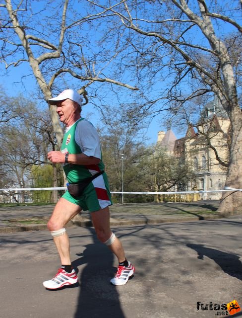 img_5206.jpg Budapest Half Marathon futás