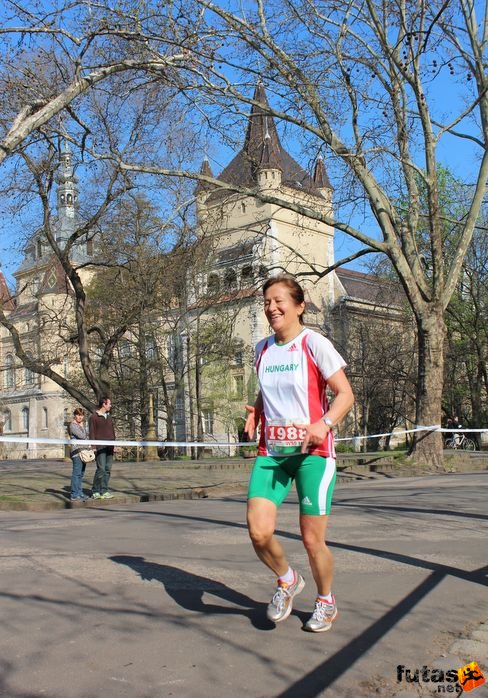 img_5247.jpg Budapest Half Marathon futás
