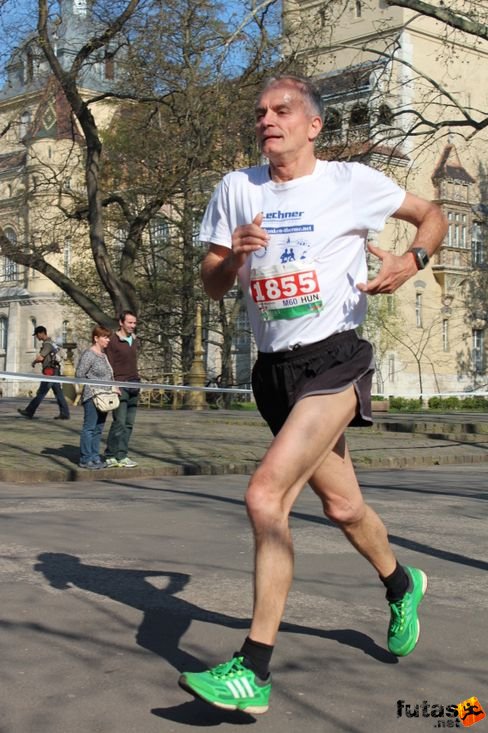 img_5263.jpg Budapest Half Marathon futás
