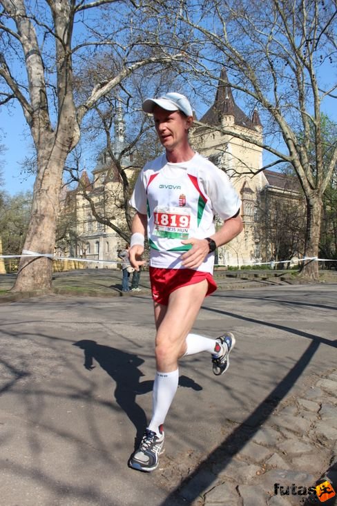 img_5267.jpg Budapest Half Marathon futás