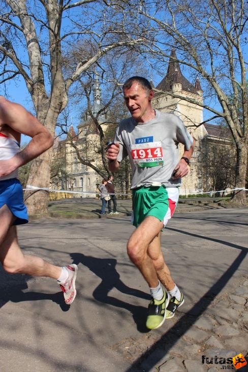 img_5274.jpg Budapest Half Marathon futás