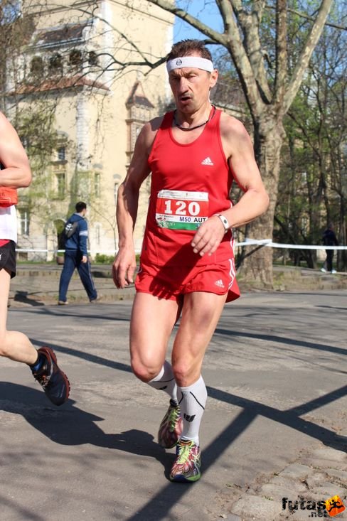 img_5289.jpg Budapest Half Marathon futás