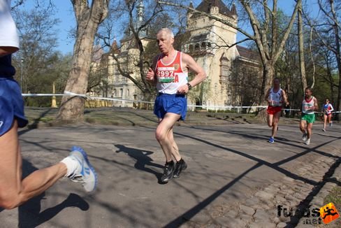 img_5292.jpg Budapest Half Marathon futás