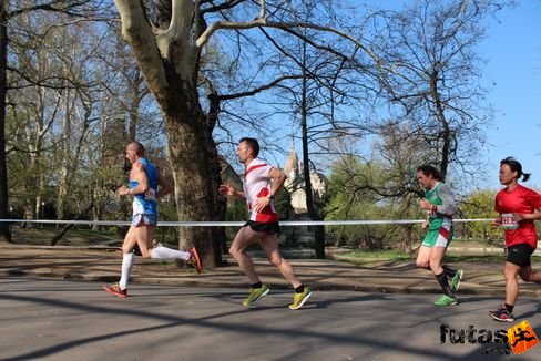 img_5345.jpg Budapest Half Marathon futás