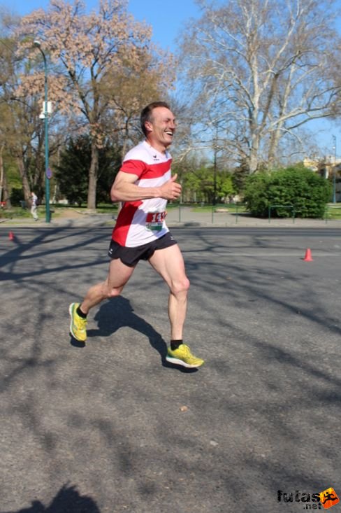 img_5408.jpg Budapest Half Marathon futás