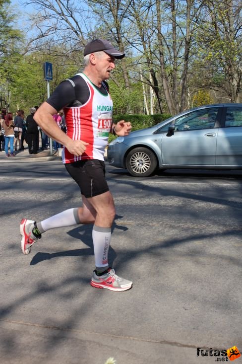 img_5423.jpg Budapest Half Marathon futás