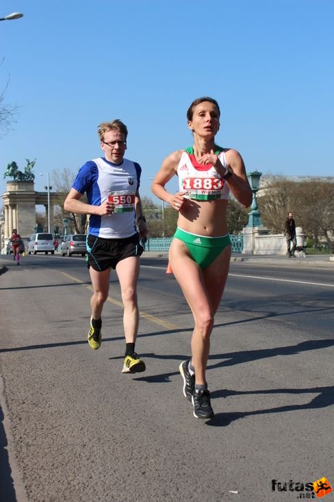 img_5446.jpg Budapest Half Marathon futás