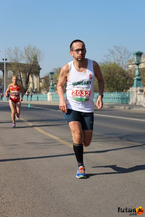 img_5453.jpg Budapest Half Marathon futás