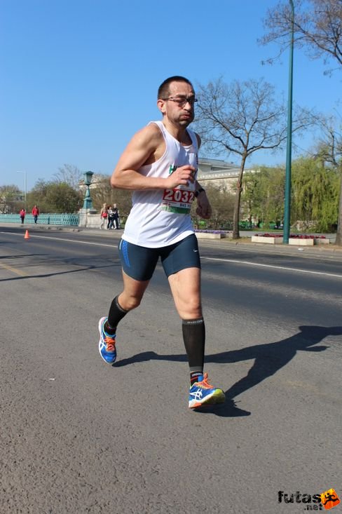img_5454.jpg Budapest Half Marathon futás