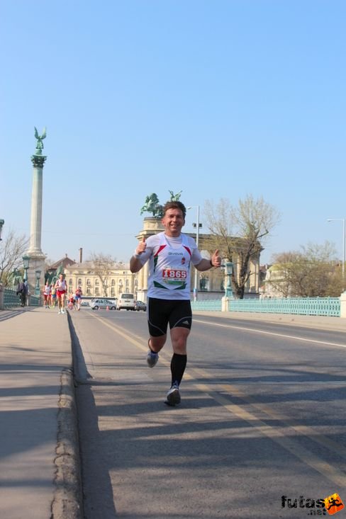 img_5471.jpg Budapest Half Marathon futás