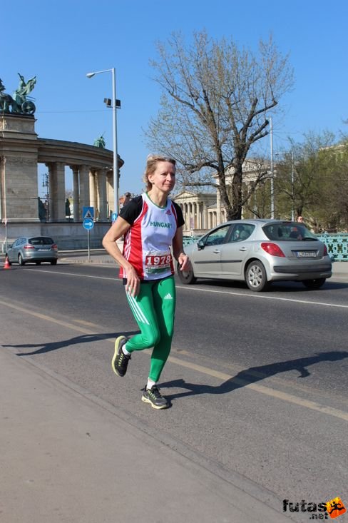 img_5482.jpg Budapest Half Marathon futás