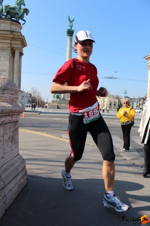 img_5487.jpg Budapest Half Marathon futás