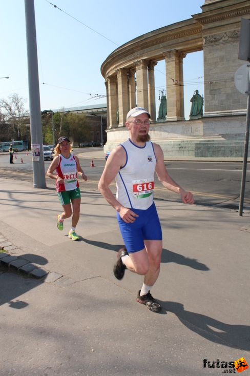 img_5497.jpg Budapest Half Marathon futás