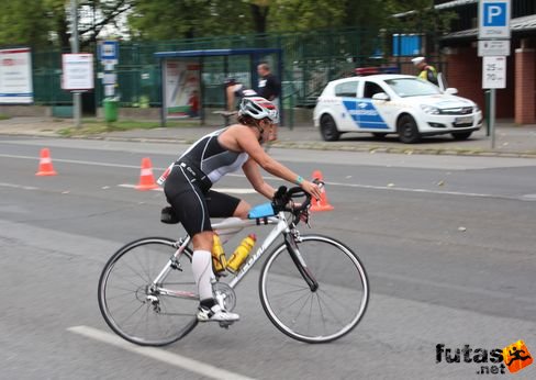 Laura Lábodi Ironman futás