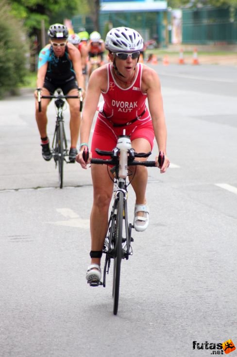 Beatrix Dvorak Ironman futás