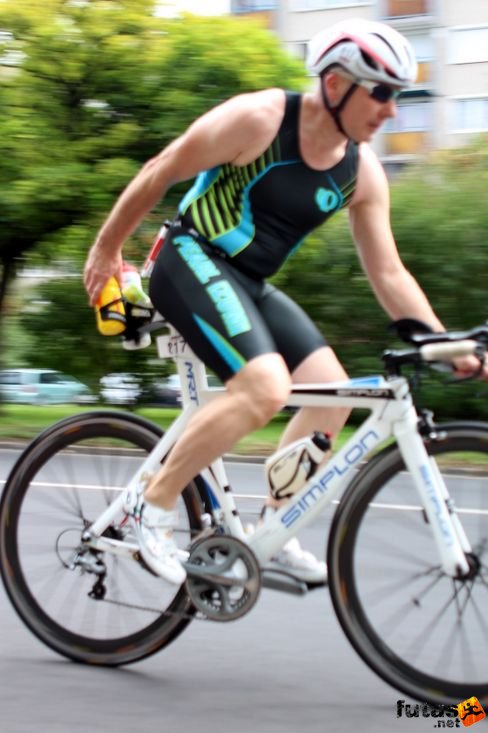 frissítés kerékpáron Ironman futás