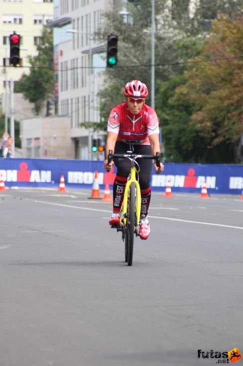 Dorina Szego Ironman futás