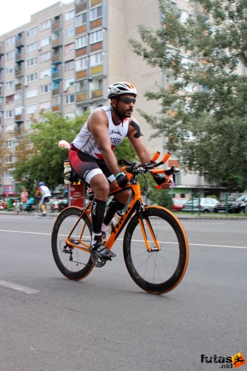 Emad Al Doseri Ironman futás