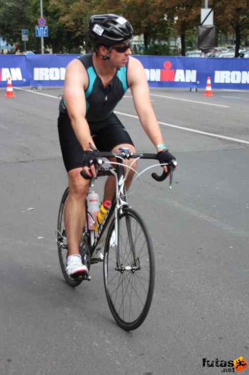 Nicholas Short Ironman futás