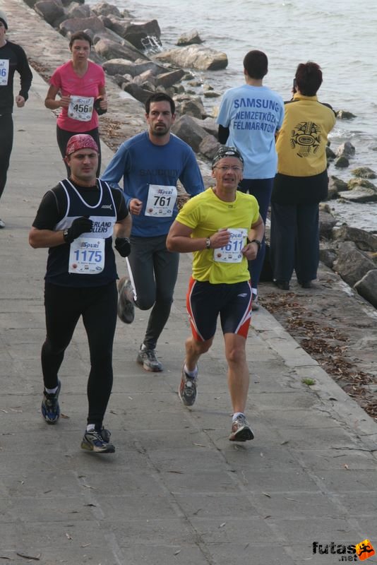 Balaton Maraton, futás, Misu és Pecsenye