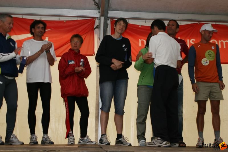 Ultrabalaton ultrabalaton_4512.jpg ultra runners Medal and Finisher Ceremony, individual ultra Balaton runners ultrabalaton_4512.jpg ultra runners