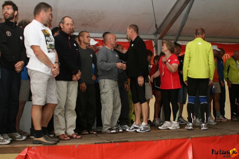 Ultrabalaton ultrabalaton_4528.jpg runners Medal and Finisher Ceremony, individual ultra Balaton runners ultrabalaton_4528.jpg runners