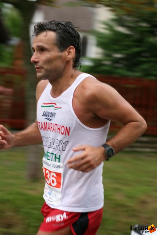Ultrabalaton ultrabalaton_3954.jpg NÉMETH Zoltán
, Ultrafutó, Ultrabalaton finisher Ultrabalaton Ultra running Balaton Balatonberény Balatonmáriafürdő Balatonboglár, ultrabalaton_3954.jpg, NÉMETH Zoltán
, Ultrafutó, Ultrabalaton finisher