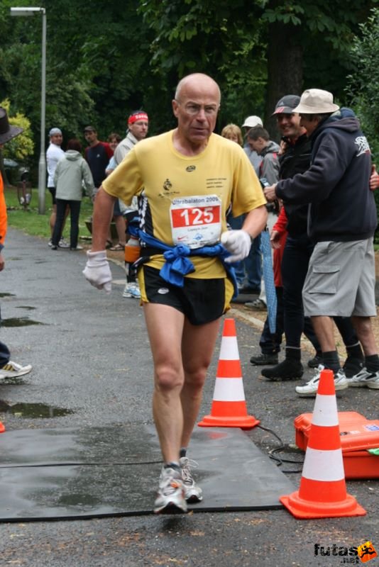 Ultrabalaton ultrabalaton_3856.jpg LAPEYRE Jean
, France, Ultrabalaton finisher Ultrabalaton Ultra running Balaton Nemesgulács Keszthely, ultrabalaton_3856.jpg, LAPEYRE Jean
, France, Ultrabalaton finisher