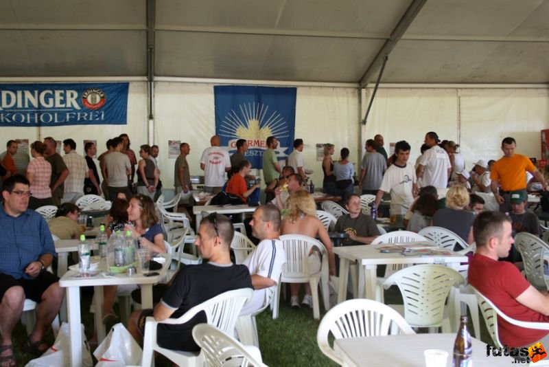 Ultrabalaton Mosoly futás ultrabalaton_2891.jpg tészta parti sor Ultrabalaton Mosoly futás Tihany, ultrabalaton_2891.jpg, tészta parti sor
