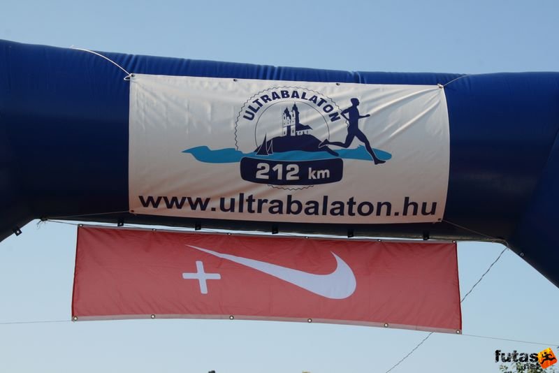 Ultrabalaton Mosoly futás ultrabalaton_2932.jpg ultrabalaton start és cél Ultrabalaton Mosoly futás Tihany, ultrabalaton_2932.jpg, ultrabalaton start és cél