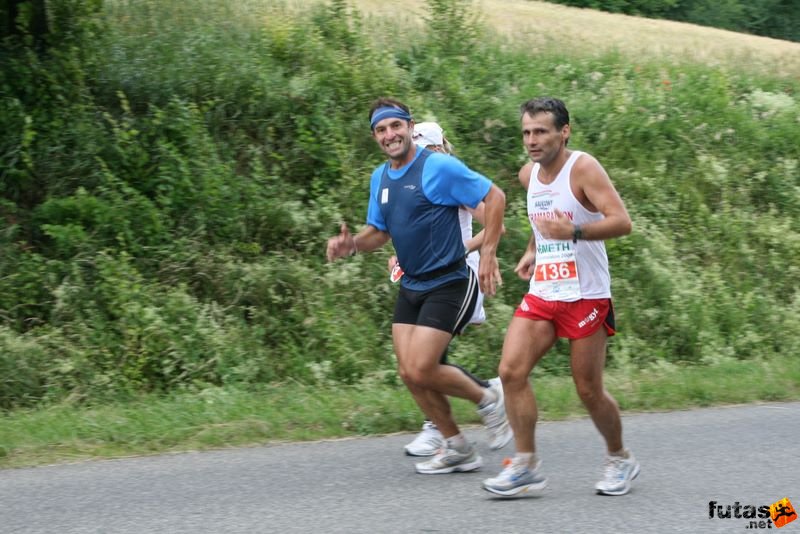 Ultrabalaton ultrabalaton_3606.jpg Ultrabalaton ultrafutás Ultrabalaton running futás Köveskál után Nemesgulács felé,, ultrabalaton_3606.jpg, Ultrabalaton ultrafutás