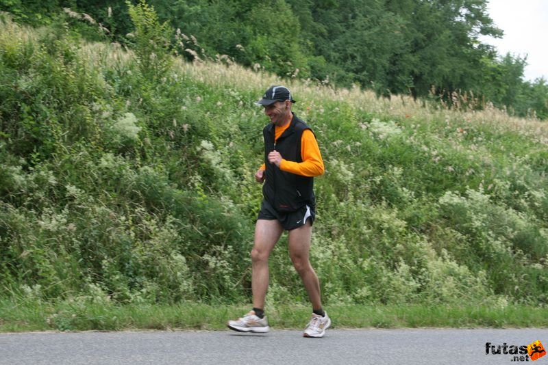 Ultrabalaton ultrabalaton_3613.jpg ultrabalaton_3613.jpg Ultrabalaton running futás Köveskál után Nemesgulács felé,, ultrabalaton_3613.jpg, ultrabalaton_3613.jpg