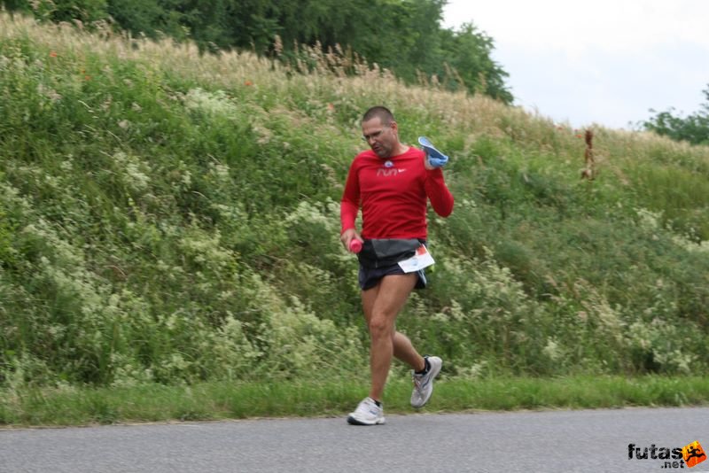 Ultrabalaton ultrabalaton_3622.jpg amat Ultrabalaton running futás Köveskál után Nemesgulács felé,, ultrabalaton_3622.jpg, amat